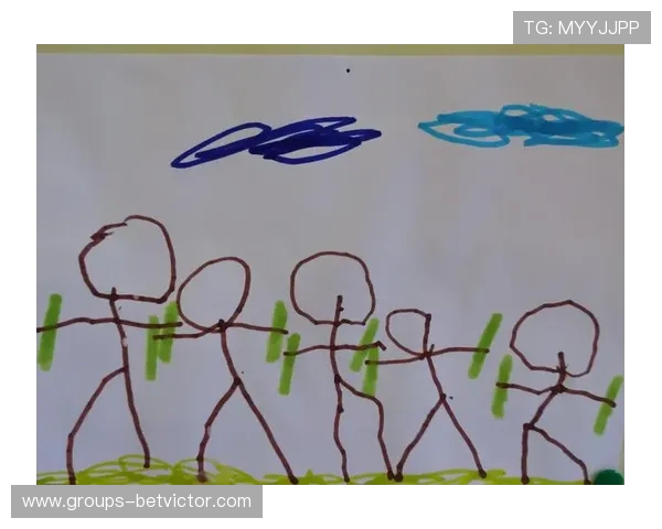 涂鸦活动中1-3岁幼儿自主游戏发展及其对创造力培养的影响分析